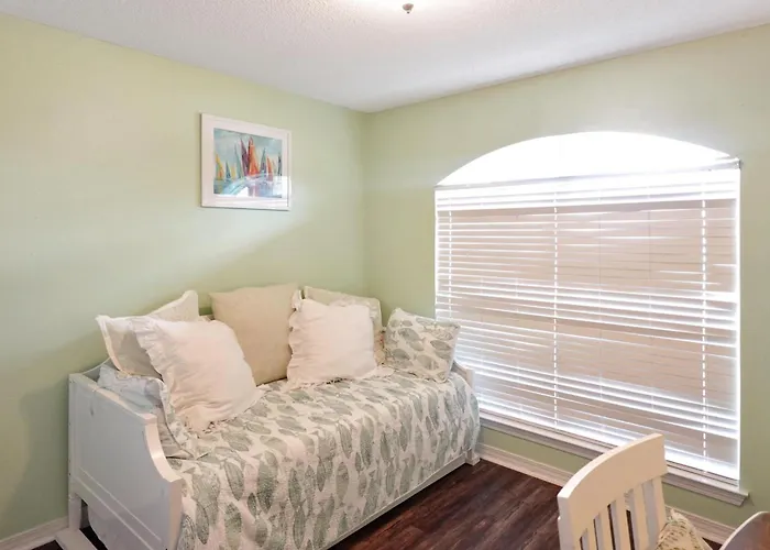 Holiday home Still Waters, Pool, Great For Families!