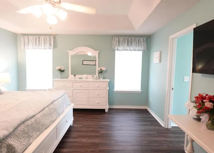 Still Waters, Pool, Great For Families! *